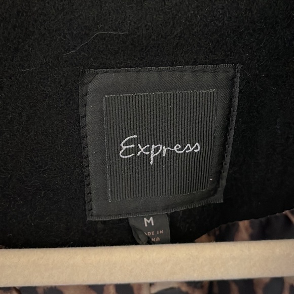 Express Swing Button Swing Coat (New) Medium - Picture 5 of 11